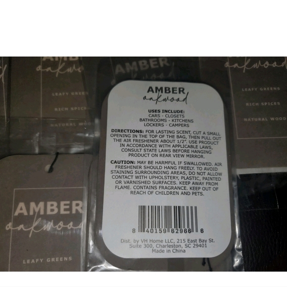 5 Amber Oakwood Car Freshners - Picture 3 of 3